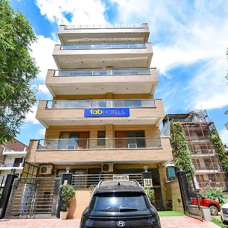 Fabhotel Indian I グルガウン エクステリア 写真