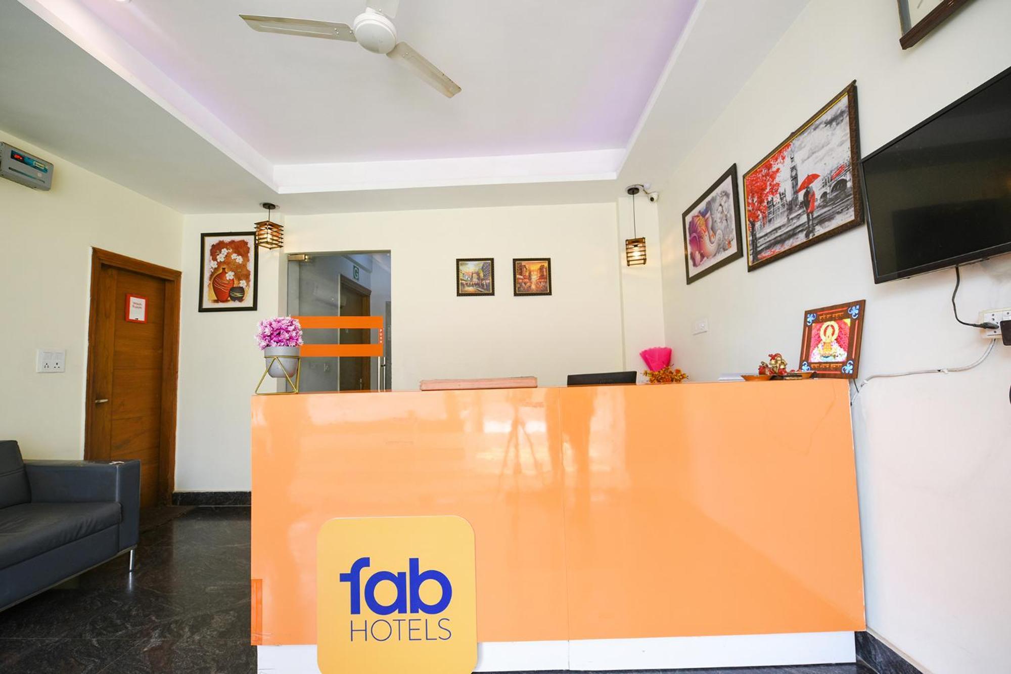 Fabhotel Indian I グルガウン エクステリア 写真